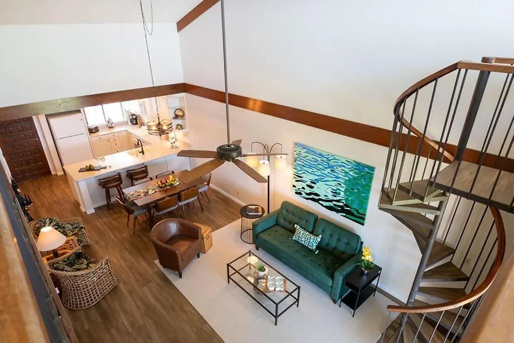 Holiday home Just Remodeled-Amazing Ocean Views Over Lush Golf Course-Country Club Villas 320 Kailua-Kona United States