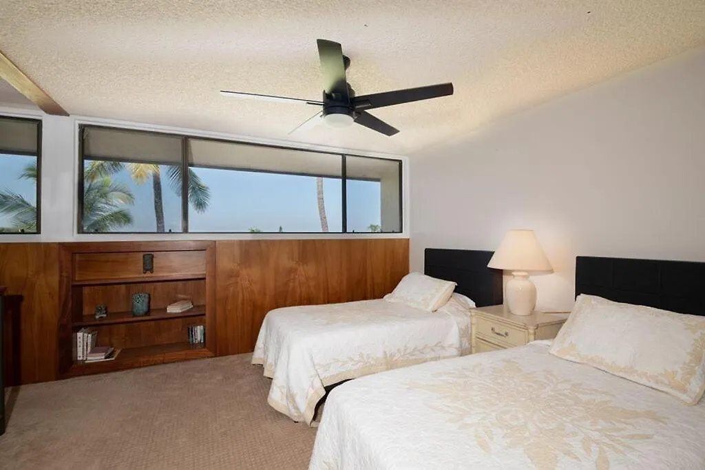 Just Remodeled-Amazing Ocean Views Over Lush Golf Course-Country Club Villas 320 Kailua-Kona